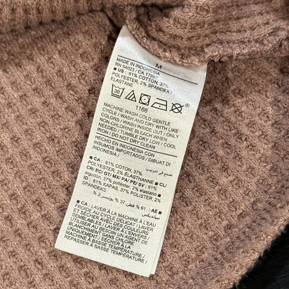 Old Navy Mushroom Brown Henley Thermal Waffle Cropped Shirt Womens Medium - Picture 8 of 11